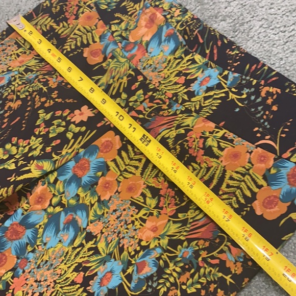 Soft Surroundings In Bloom Floral Ankle Pants PL - Picture 9 of 12